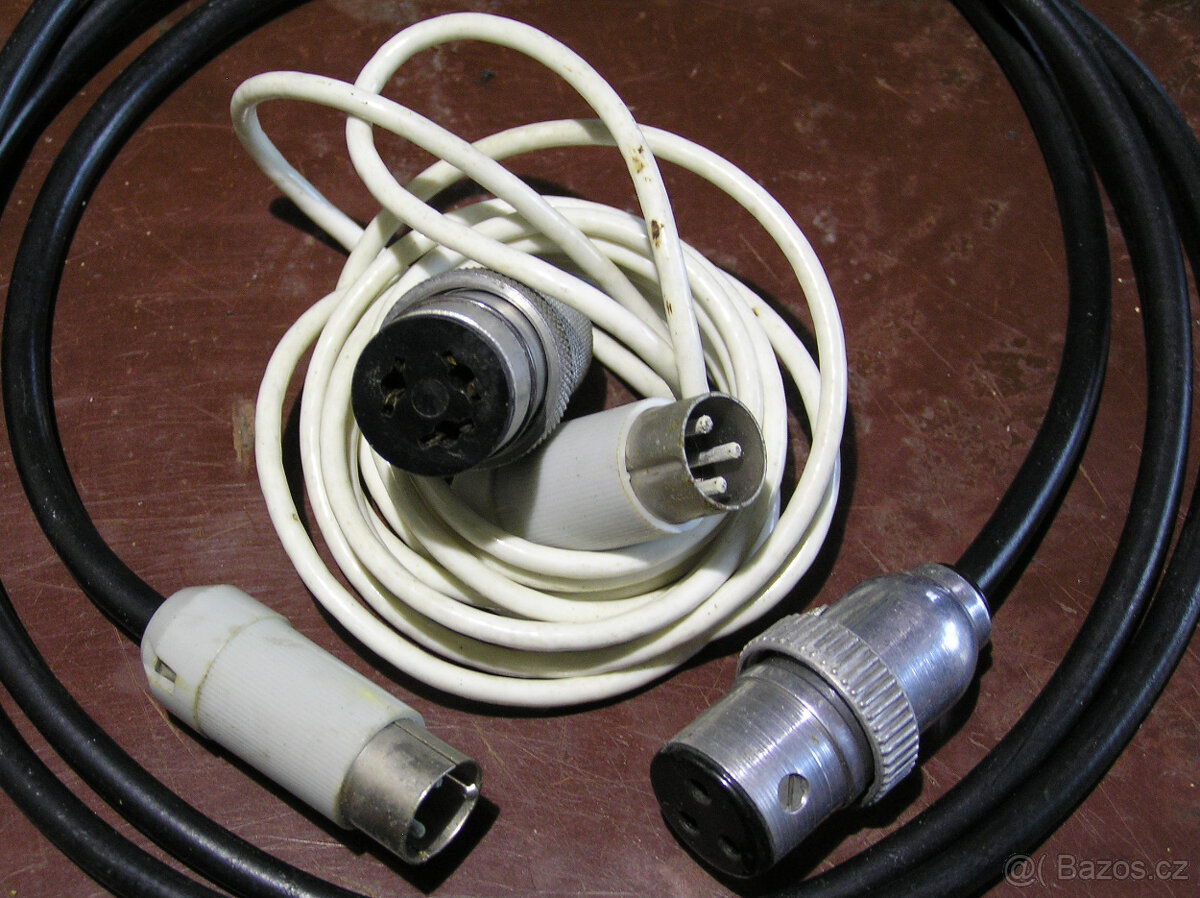 Starší mikrofony - 8