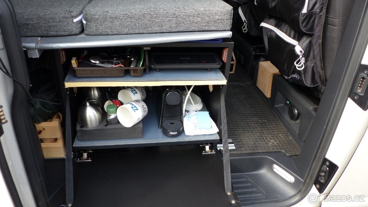 Vestavba kuchyně - 8