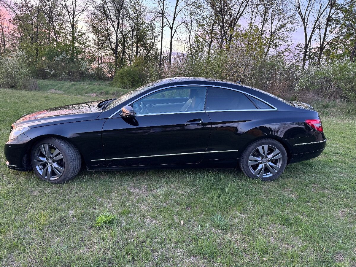 Třídy E 220CDI Coupé 125kw - 8