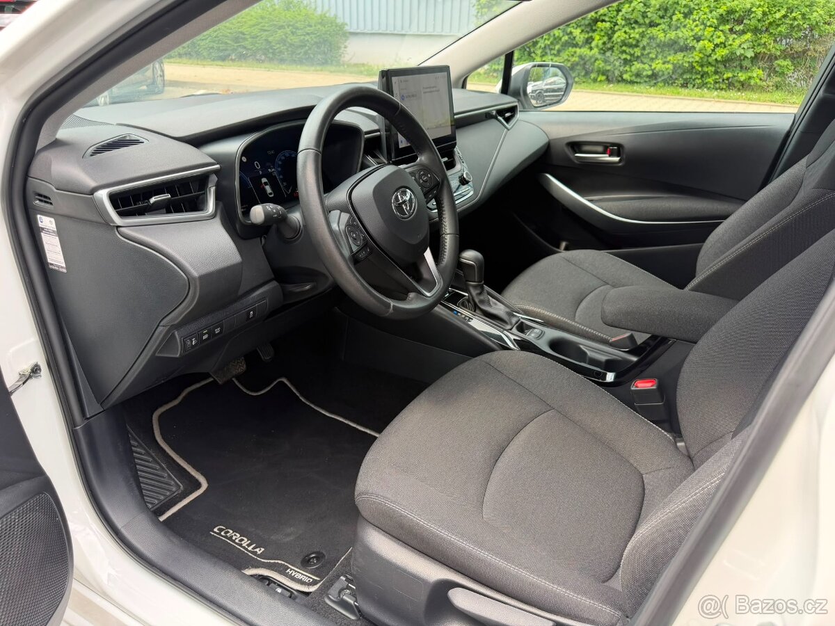 Toyota Corolla 1.8 Hybrid - 8