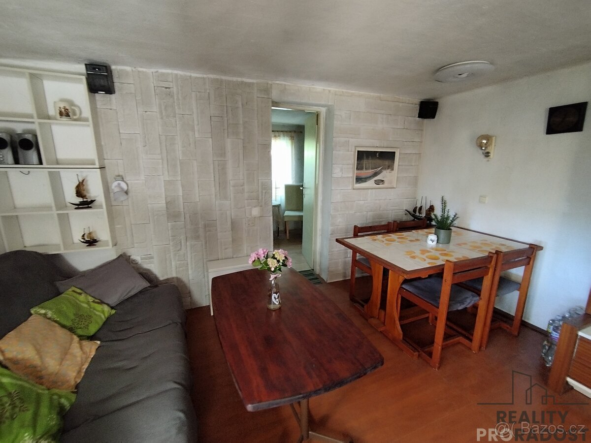 REZERVACE. Chata Příluky u Zlína - Kosov II na prodej. - 8