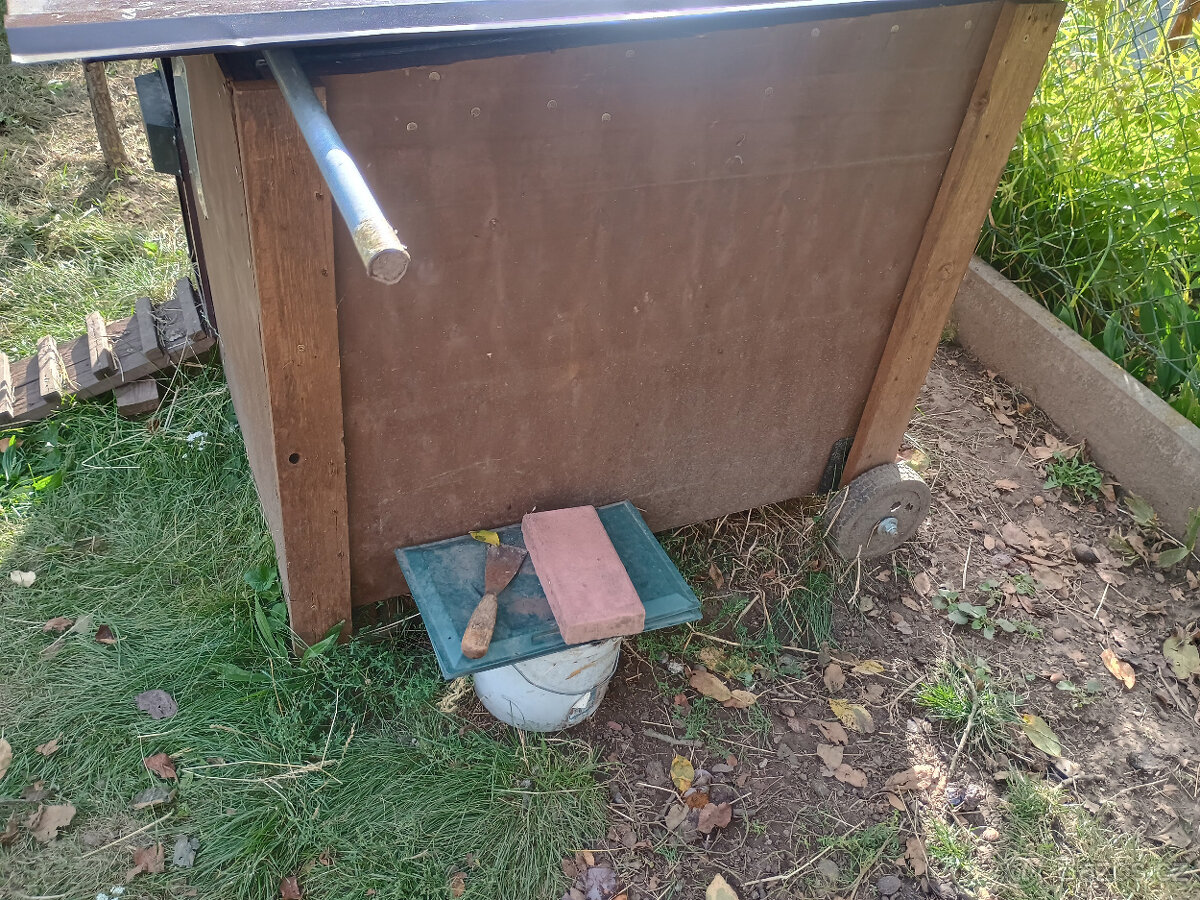 Prodám zateplený kurník - 8