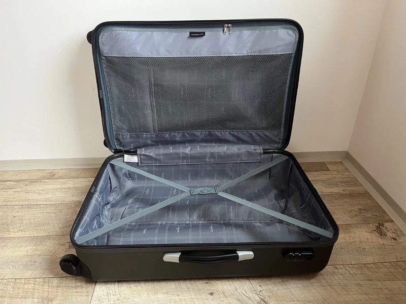 Velký skořápkový cestovní kufr Torrente Couture - 8