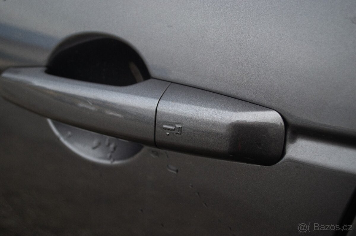 Land Rover Discovery Sport 2.0L TD4 SE AT - 8