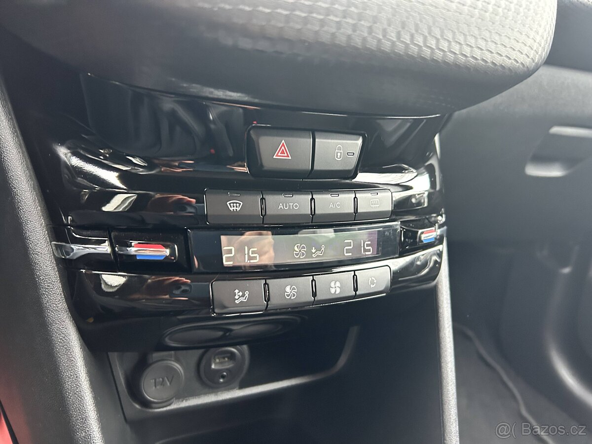 Peugeot 2008, 1.2i, 60kW - 8