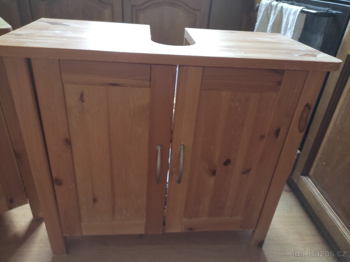 2 x Koupelnová sestava - 8