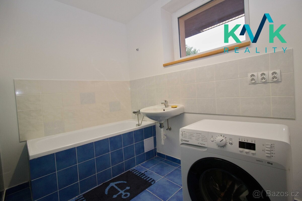 Pronájem bytu 115 m2, 4+kk Bor u Sadova - 8