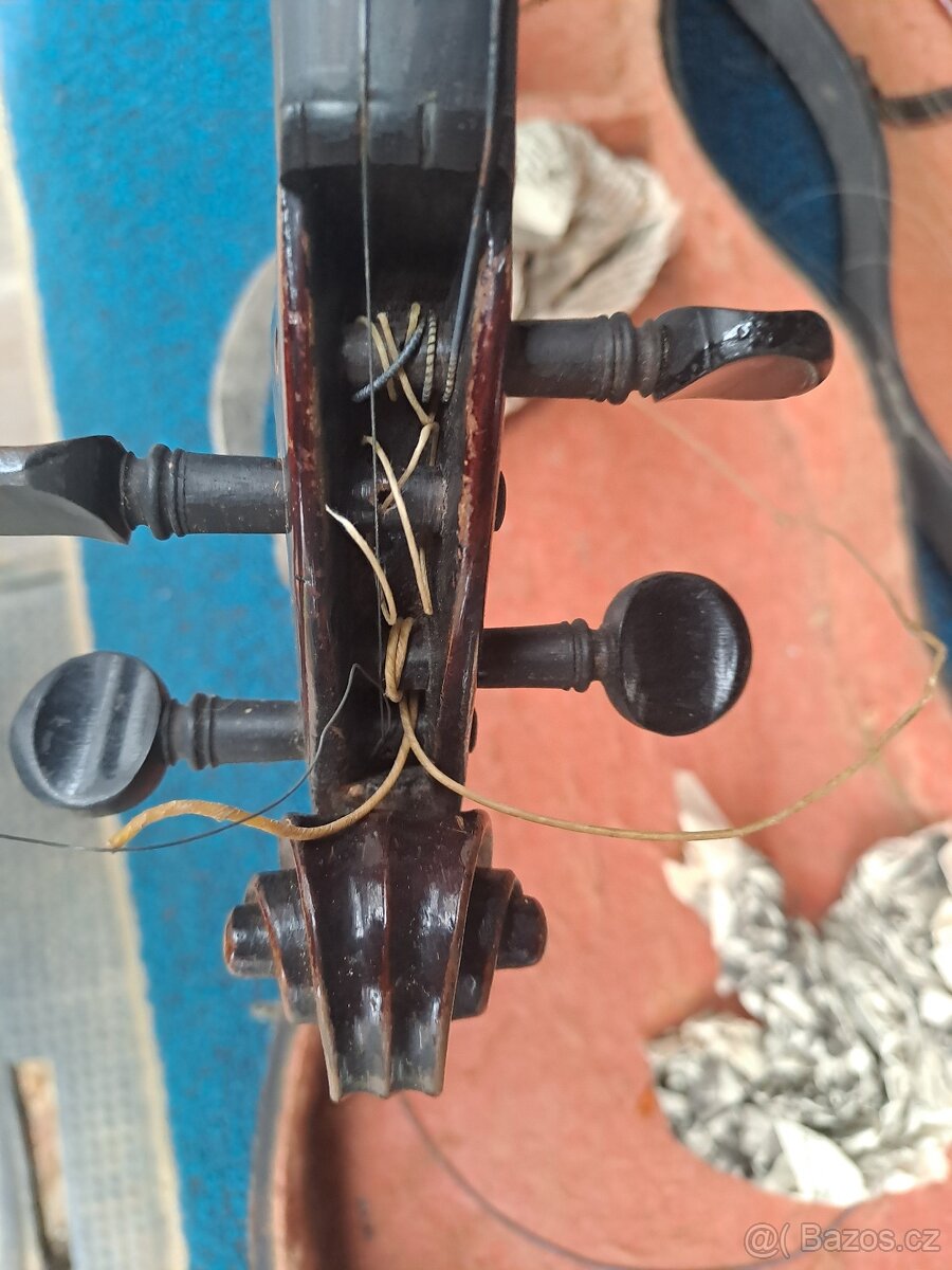 starožitné housle,celé - 8