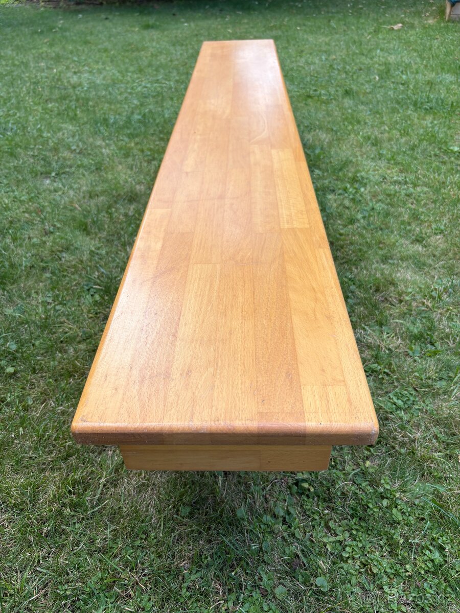 Ribstol s lavici - 8