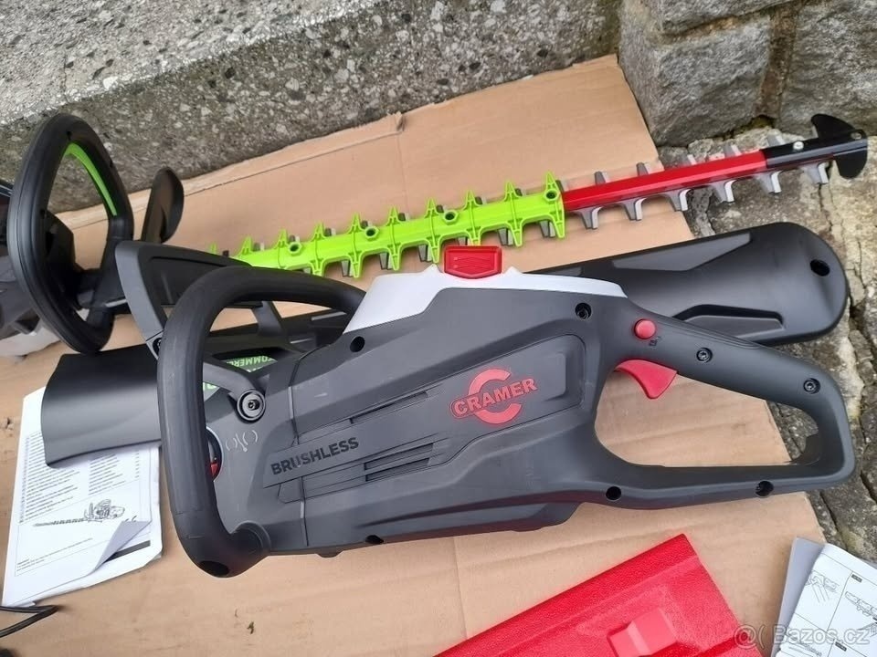 Profi nářadí Cramer Powerworks a Greenworks 82 V - 8