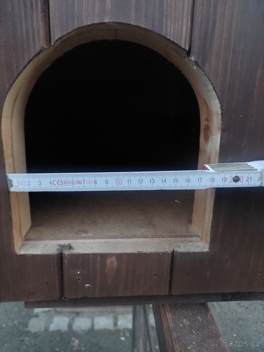 Prodám zateplenou psí boudu - 8