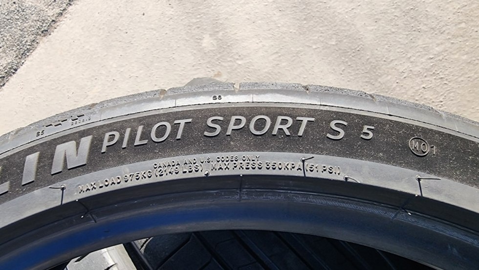 Letní pneu 305/30/21 Michelin - 8