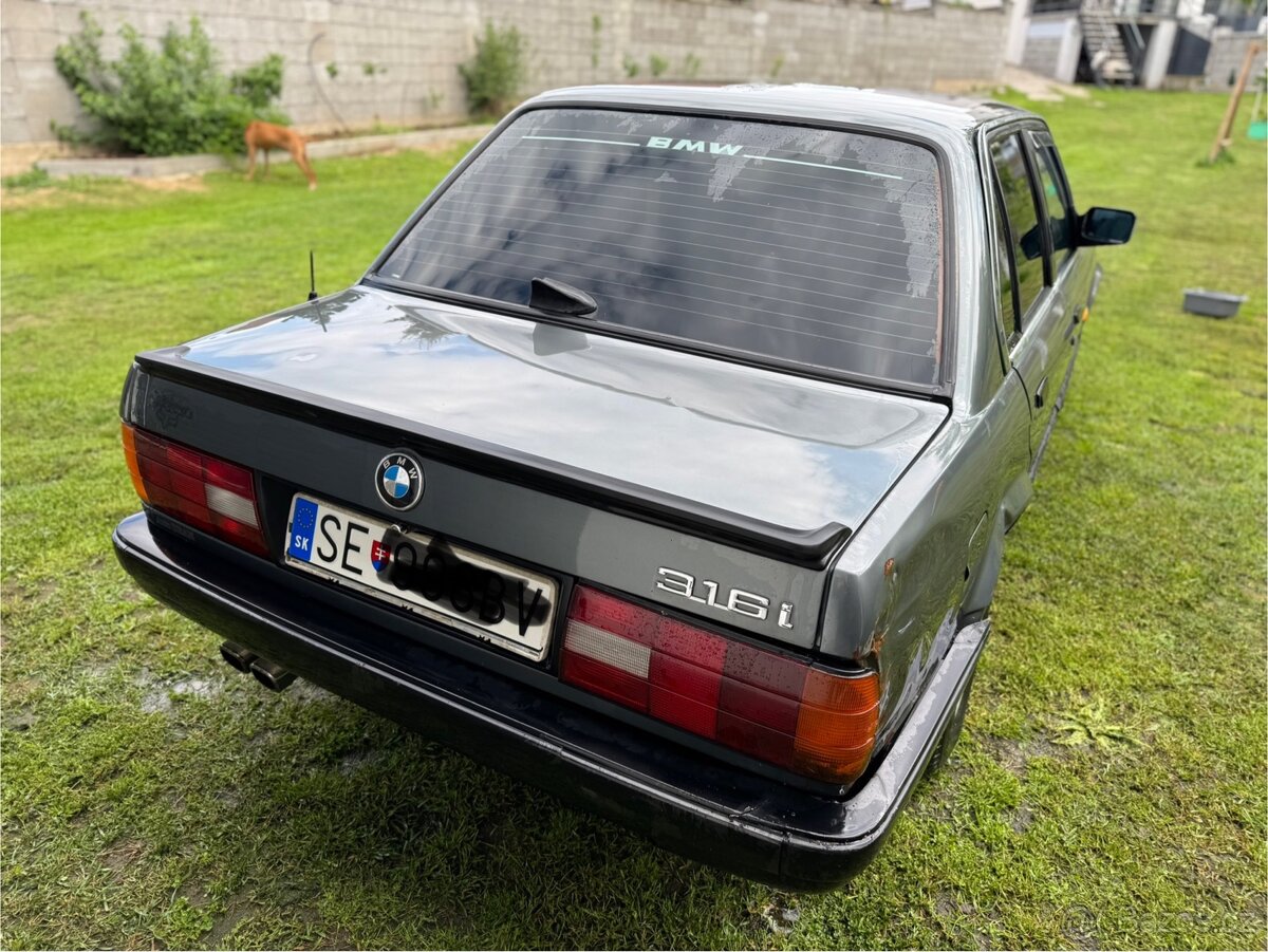 BMW e30 316i - 8