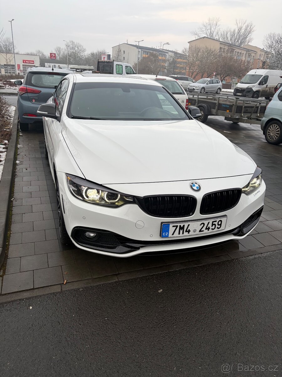 BMW 430i xDrive USA - 8