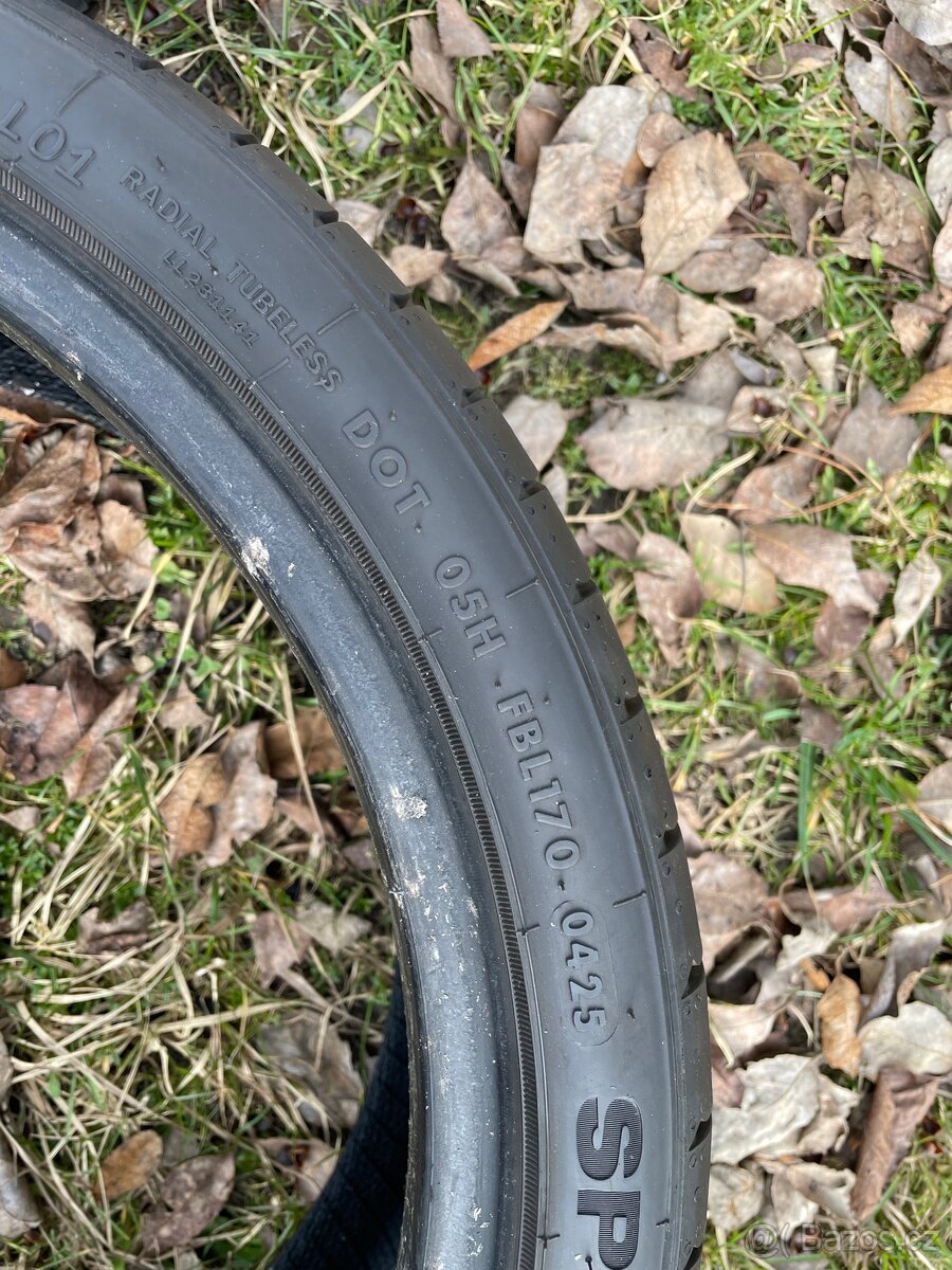 Letní pneu 205/40 R 17 - 8