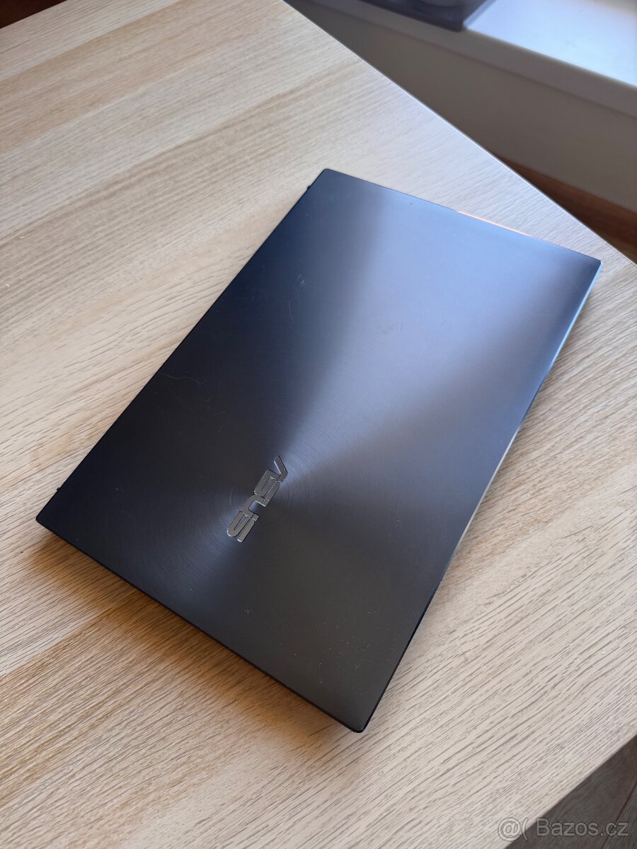 Asus ZenBook 13 UX325E - 8