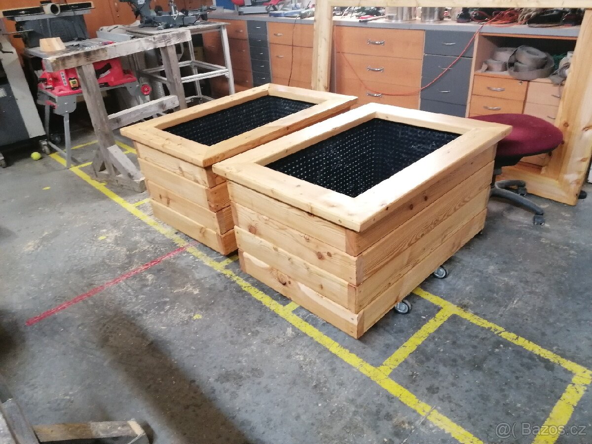 10% SLEVA Modřínový masivní vyvýšený záhon-květináč - 8