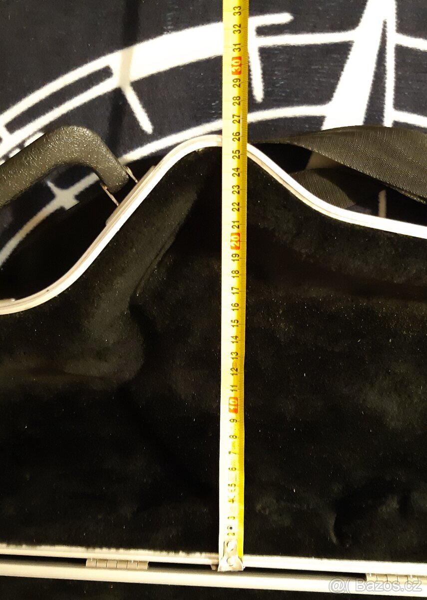 pevný kufr SKB na alt saxofon - 8