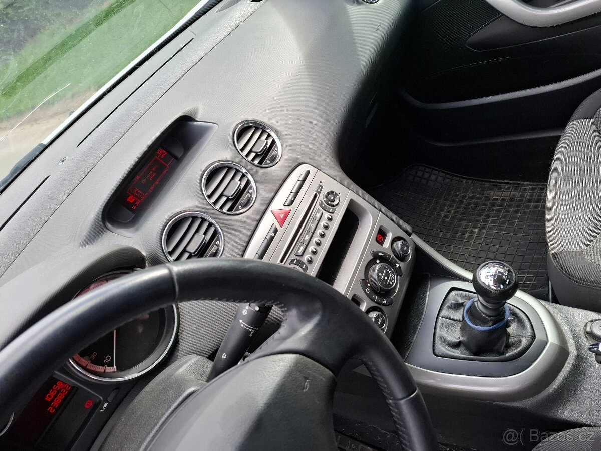 Peugeot 308 1.6 HDI 82kw Klima Alu. Model 2012 Nova Stk-. - 8