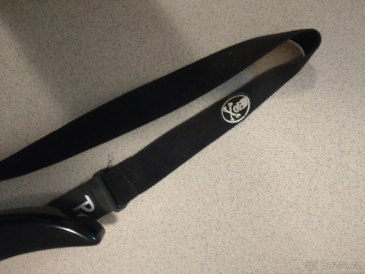 Baskytara Warwick Vampyre s příslušenstvím - 8