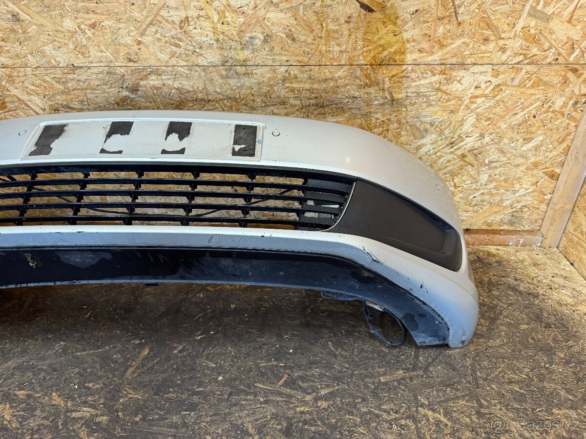 PŘEDNÍ NÁRAZNÍK VW TOURAN 1T3 LR7L - 8