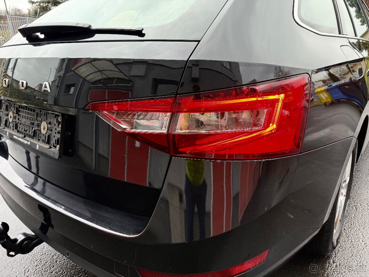 ŠKODA SUPERB 2022 - 8