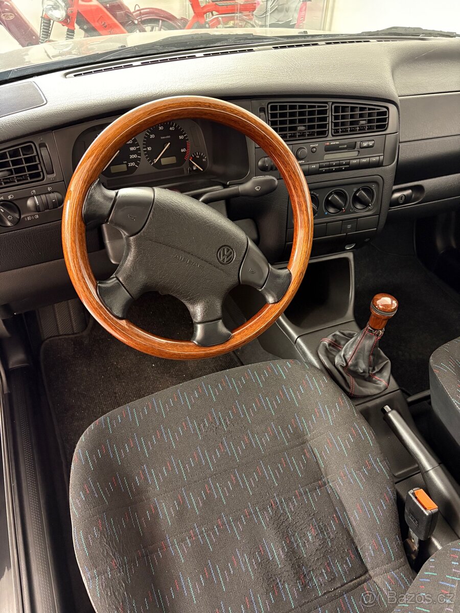 VW Golf III 1,6 i - 8