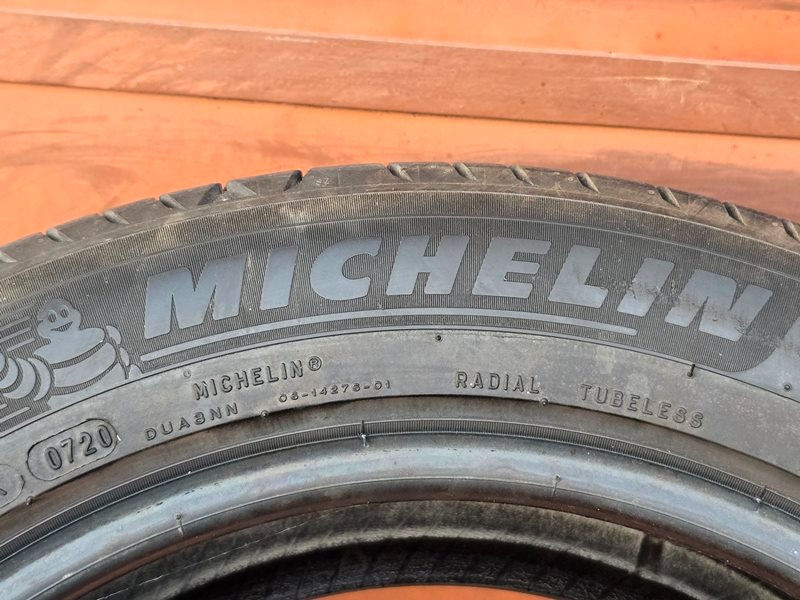 Letní Michelin 215/55/17 - 8