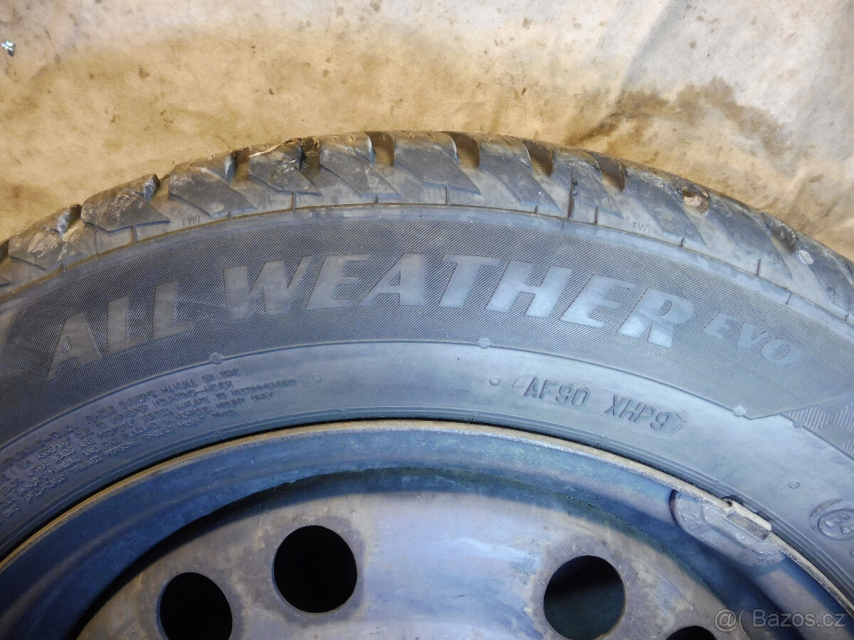 Prodám 4 orig.15"plech.kola + zim.pneu.O.MERIVA185/60/15 - 8