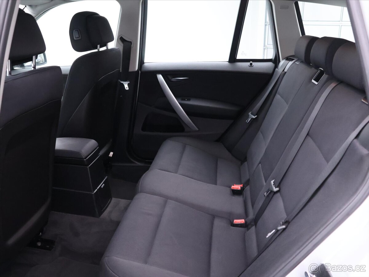 BMW X3 2,0 20d 130kW xDrive Automat (2009) - 8