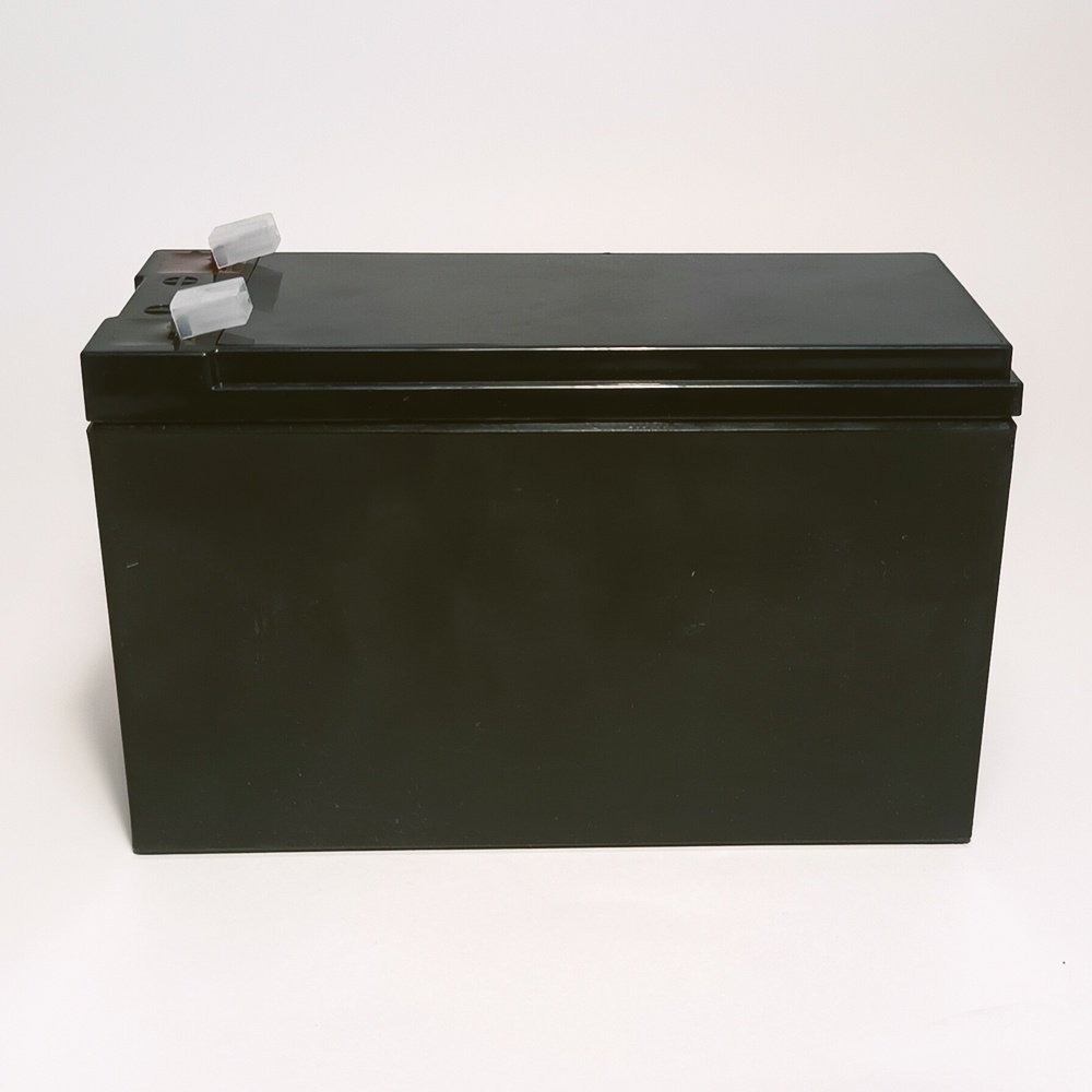 Záložní zdroj APC Back-UPS CS 500, nová baterie - 8