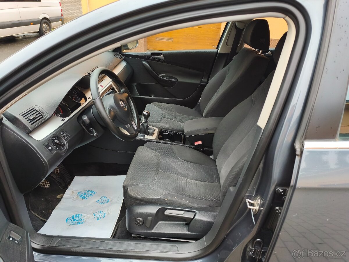 VOLKSWAGEN PASSAT 2.0 TDi 81 kW, BEZ KOROZE - 8