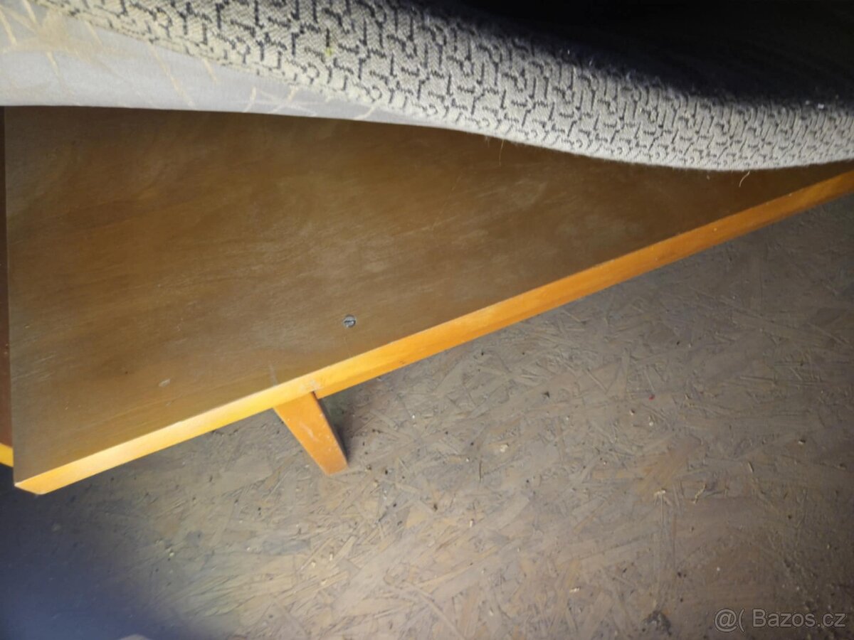 gauč - sedačka (vhodné k renovaci) - 8