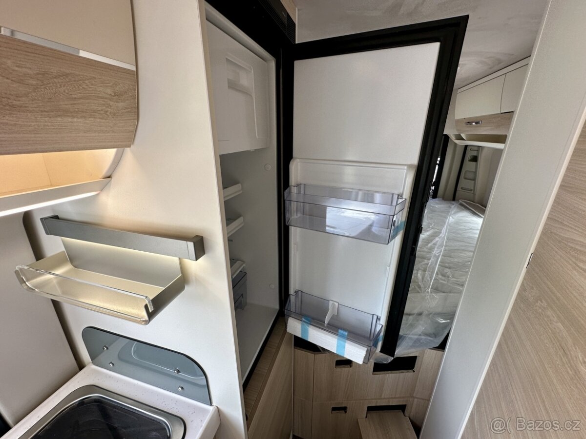 EURA MOBIL VAN 635 HB - 8