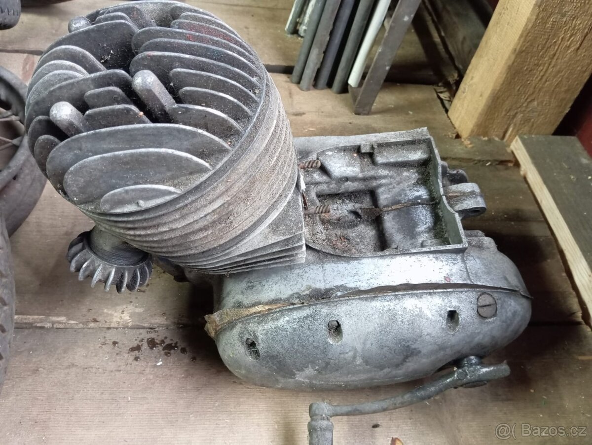 Náhradní díly - 8