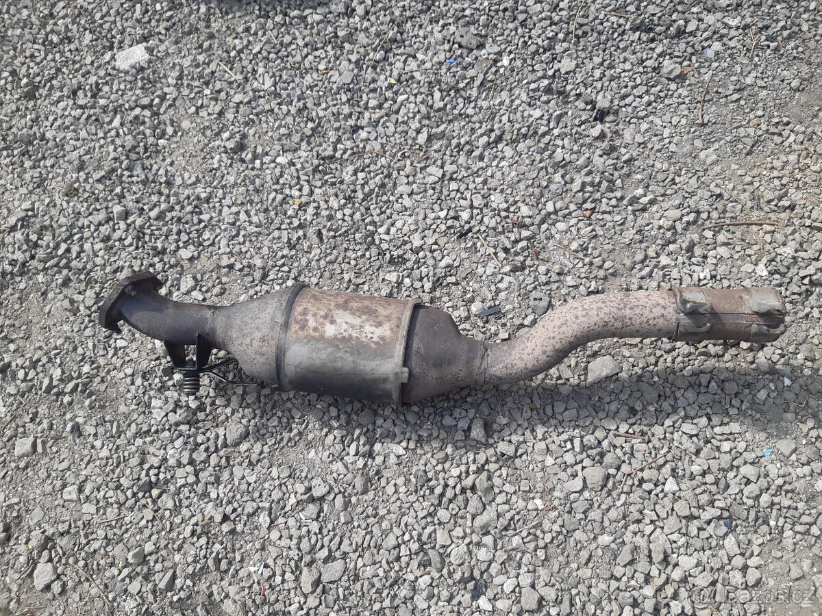 AUDI A8, S8 D2 - prodám výfuk + předkatalyzátory - 8