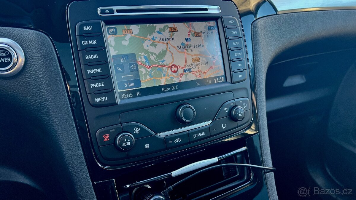 Ford S-Max 2.0Tdci 7mist DigiTacho rv2013 120Kw Kůže Panoram - 8