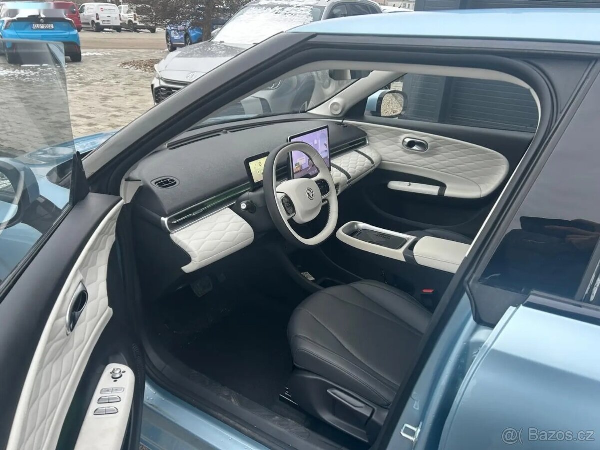 Dongfeng, BOX E1 - 8