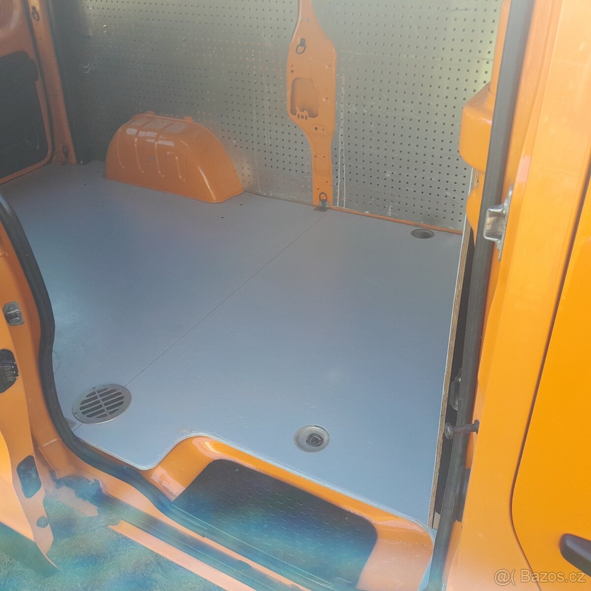 Opel Vivaro 1,6CDTi 88kw,80tis.km,servis,nez. top. - 8