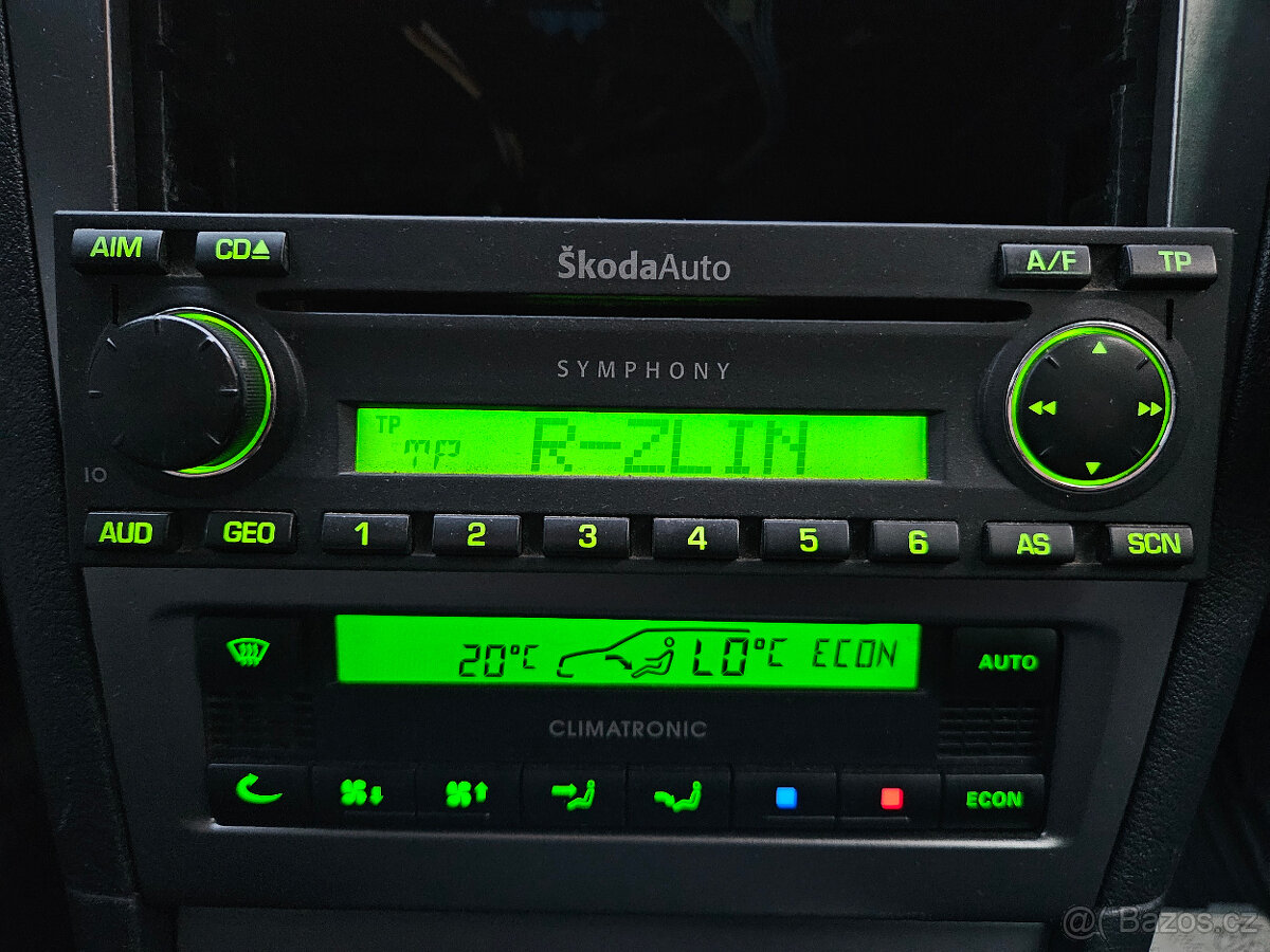 Škoda Octavia Superb autoradio Symphony CD - 8