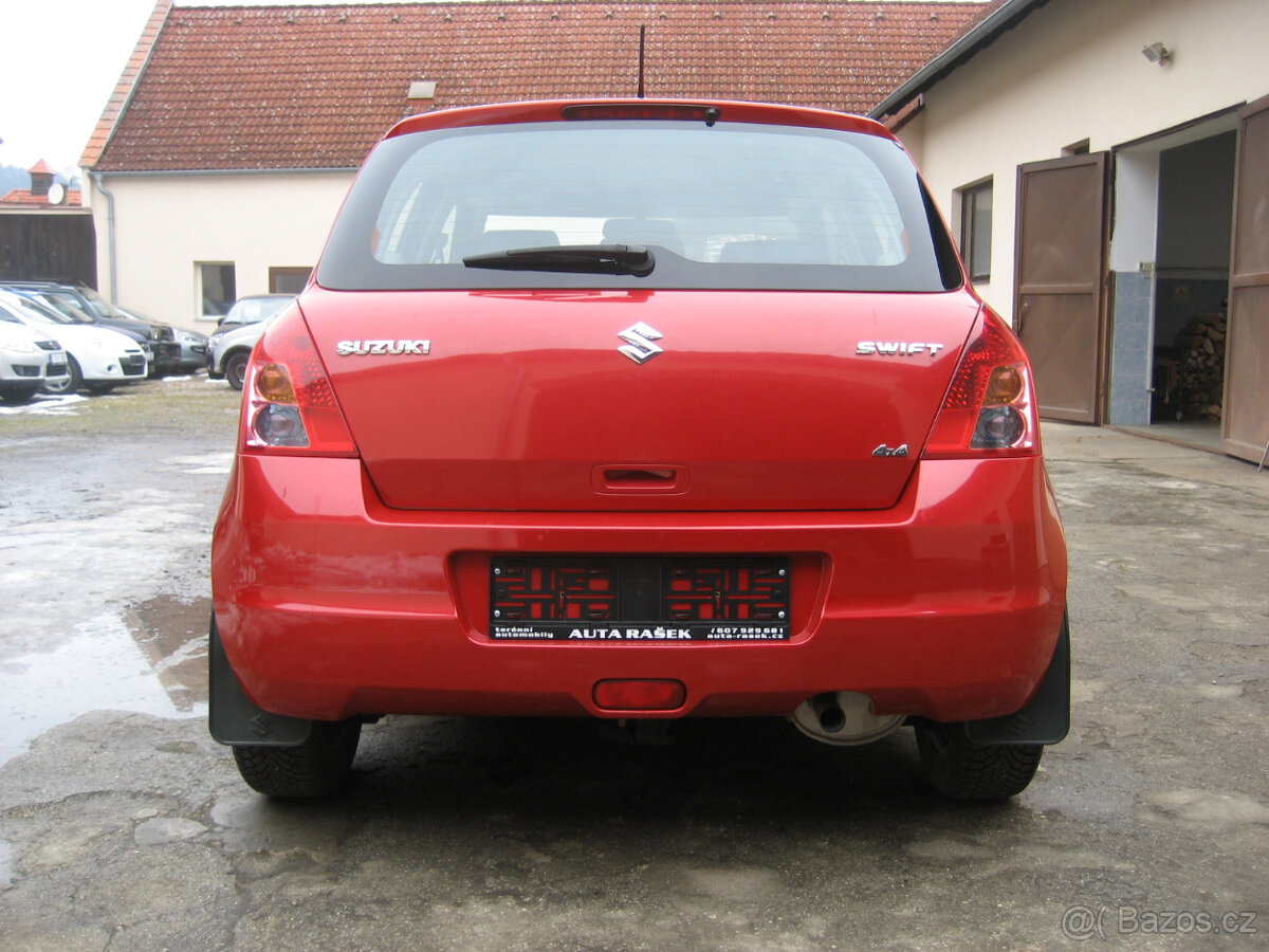 SUZUKI SWIFT 1.3, 4x4 - 8