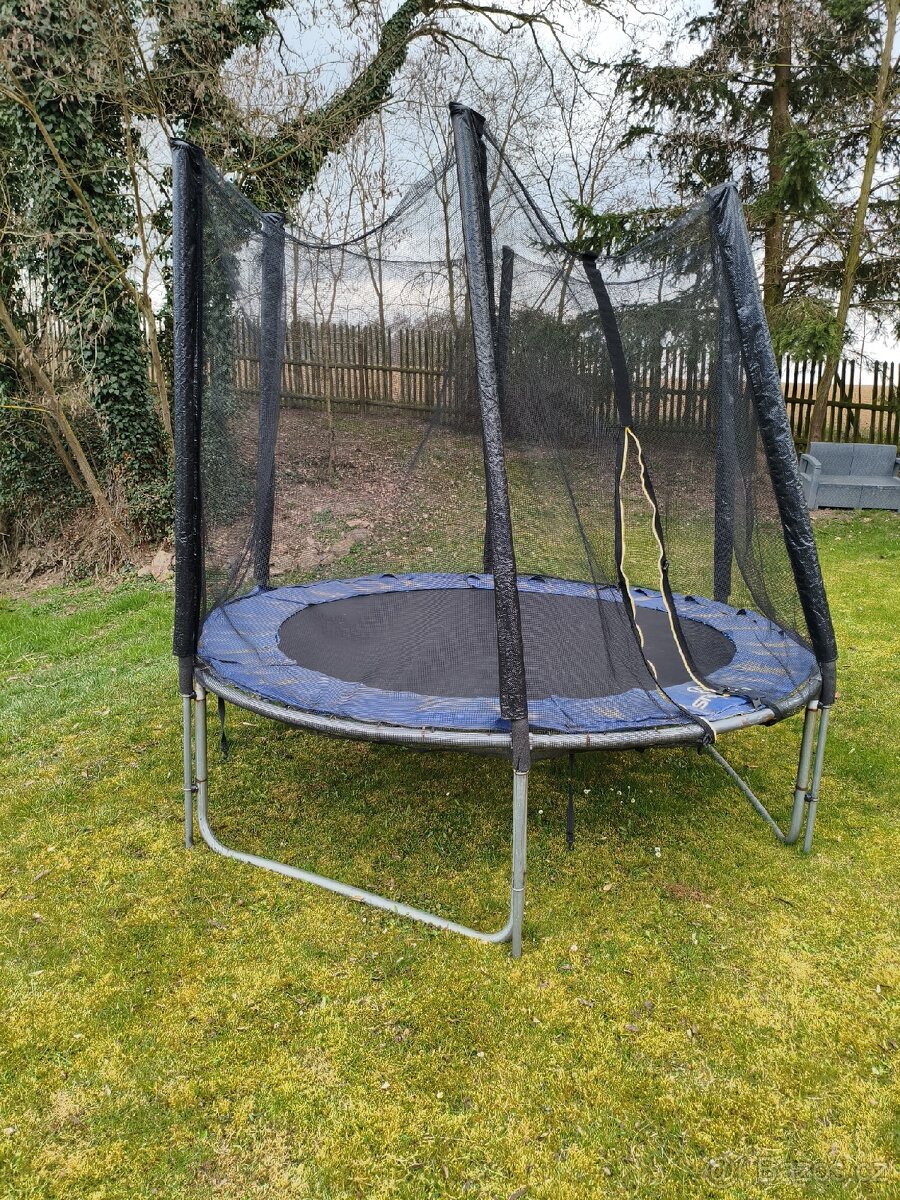 Trampolína - 8