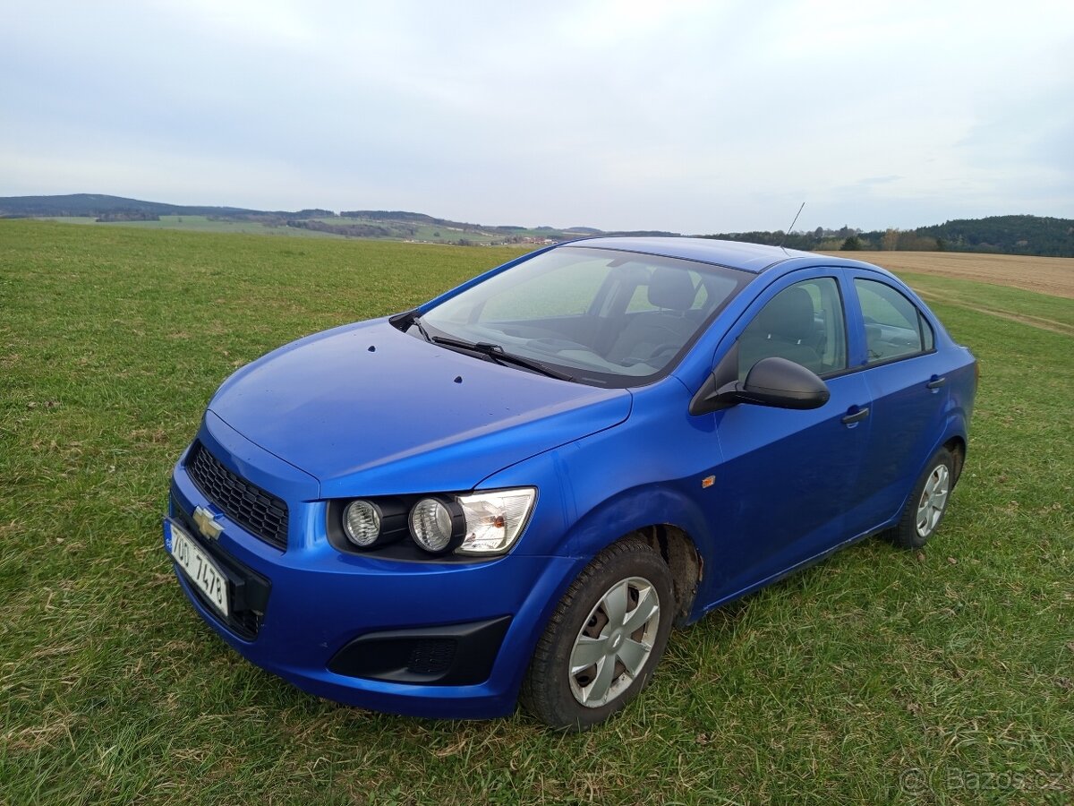 Chevrolet aveo 1.2 - 8