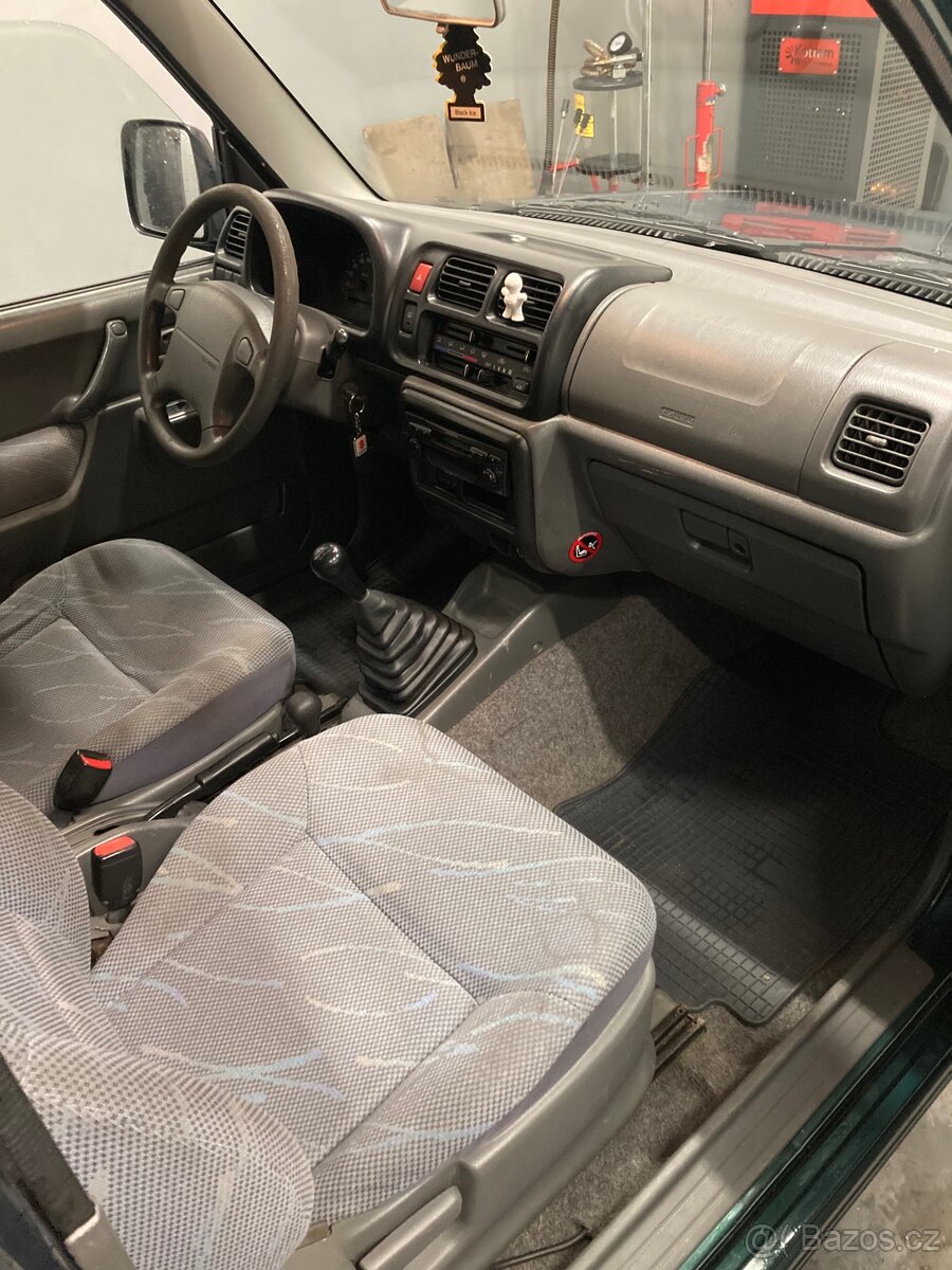 Suzuki Jimny 1.3 4x4 - 8
