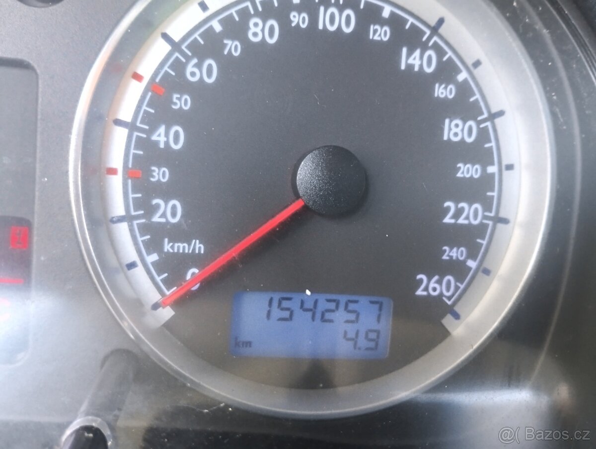 VW Golf 4 1.4 16V - 8