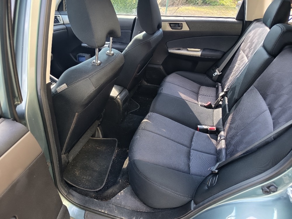 Prodám Subaru Forester 2.0X - 8