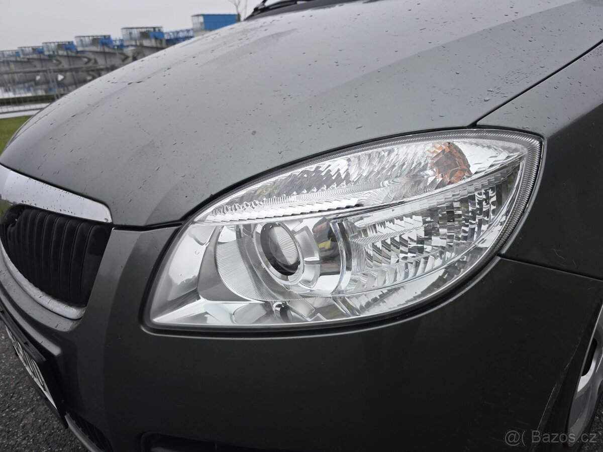 škoda roomster - 8