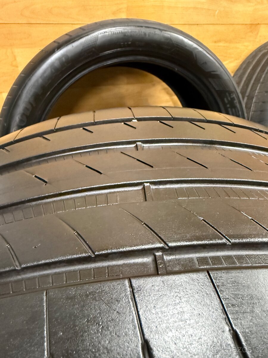 Letní pneu 265/40/20 - 8