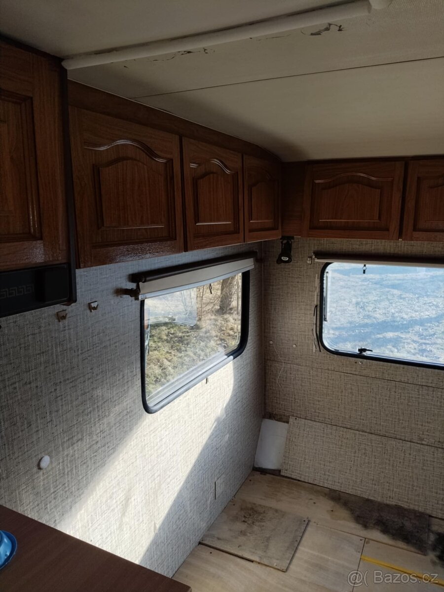 Karavan - 8
