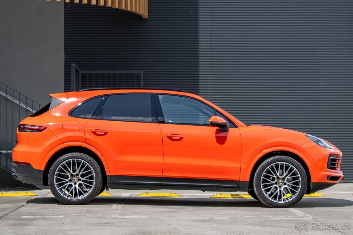 Porsche Cayenne E-Hybrid 4x4 A/T 2021 / V ZÁRUKE / - 8